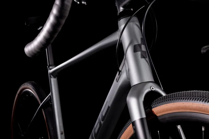 Cube Nuroad Pro Aluminium Gravel Bike In Ink Grey 'N' Black-2