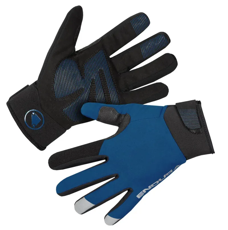 Endura Strike Gloves in Blueberry
