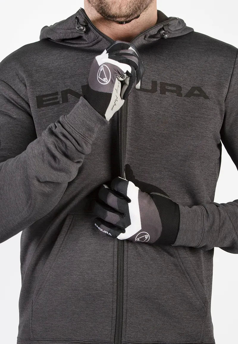 Endura Hummvee Hoodie in Black-4