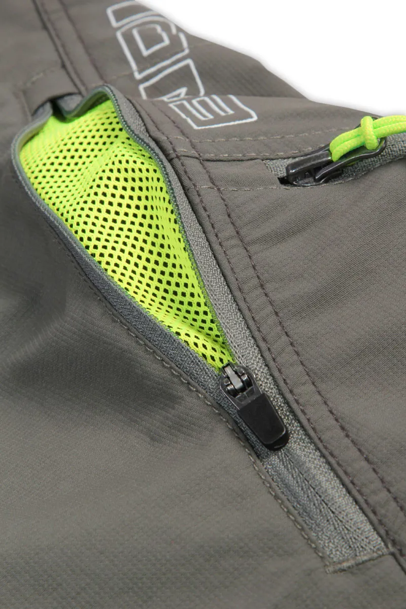 Endura Hummvee 3/4 Shorts II with Liner in Black-7