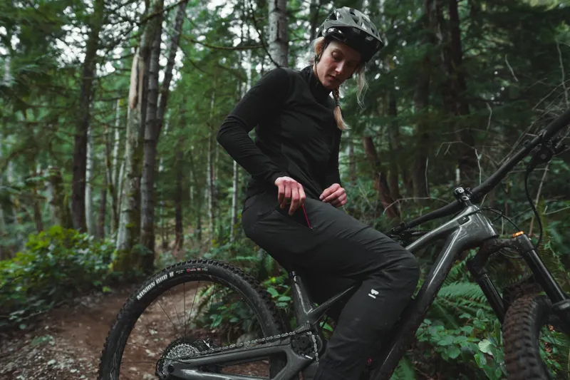 Mons Royale Womens Virage Pants Dark Sage -3