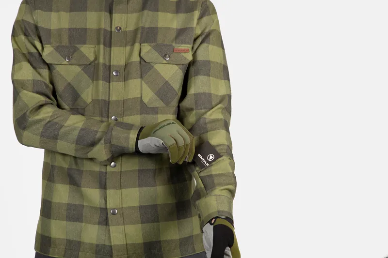 Endura Hummvee Flannel Shirt in Bottle Green-5