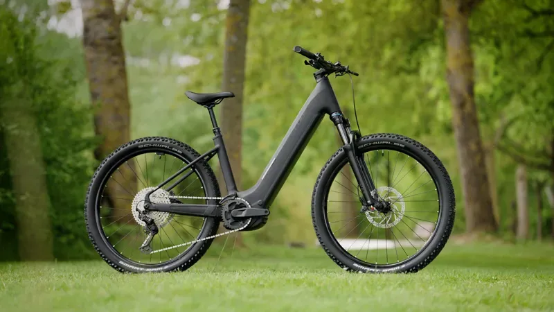 Cube Reaction Hybrid Pro 800 E-MTB In Blackline-5