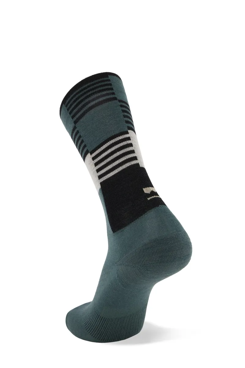 Mons Royale Unisex Atlas Crew Sock Burnt Sage Check-1