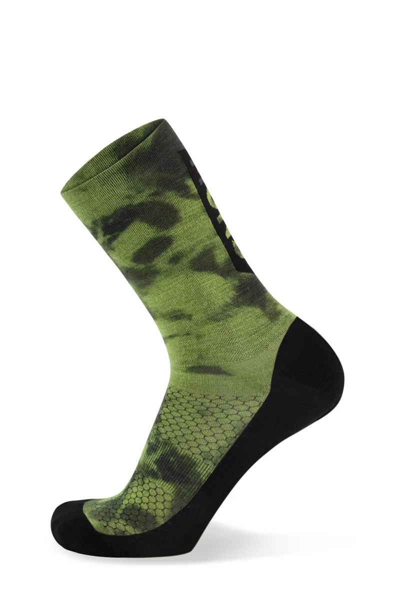 Mons Royale Unisex Atlas Crew Sock Digital Limelight Tie Dye-1