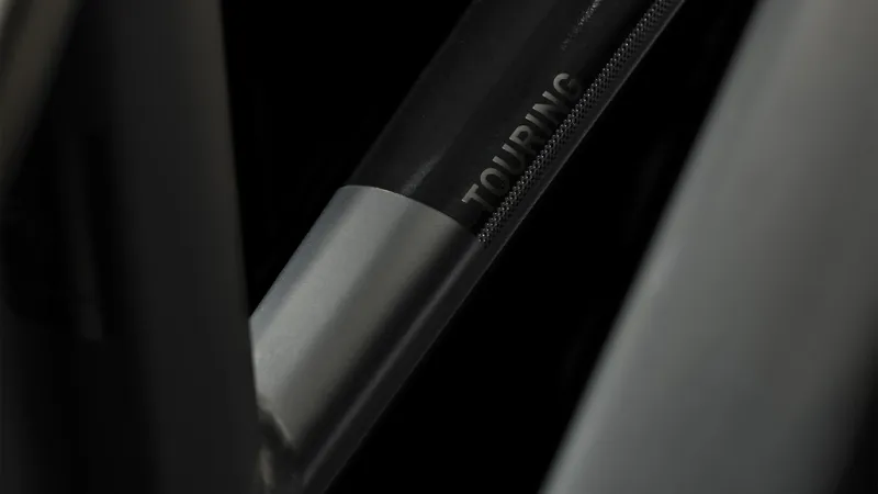 Cube Touring Hybrid Pro 625 Trapeze Electric Bike in Black/Metal-4