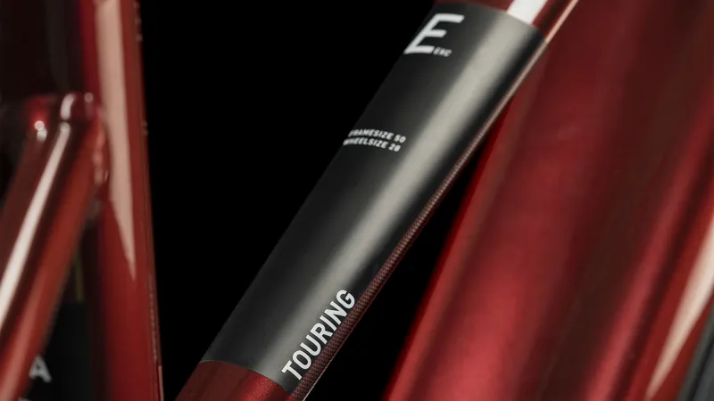 Cube Touring Hybrid EXC 625 Trapeze Electric Bike in Red/White-3