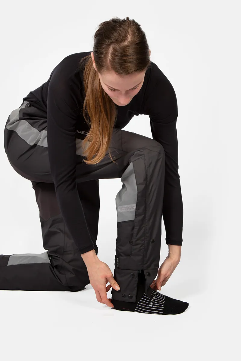 Endura Women's Urban Luminite Waterproof Cycling Pants in Grey-5