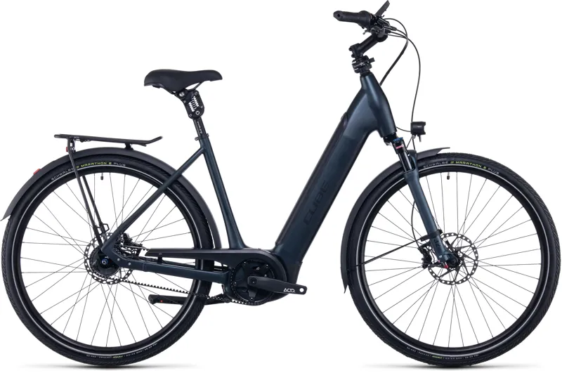 Cube Supreme Hybrid SLT 625 Electric Hybrid Bike in Midnight