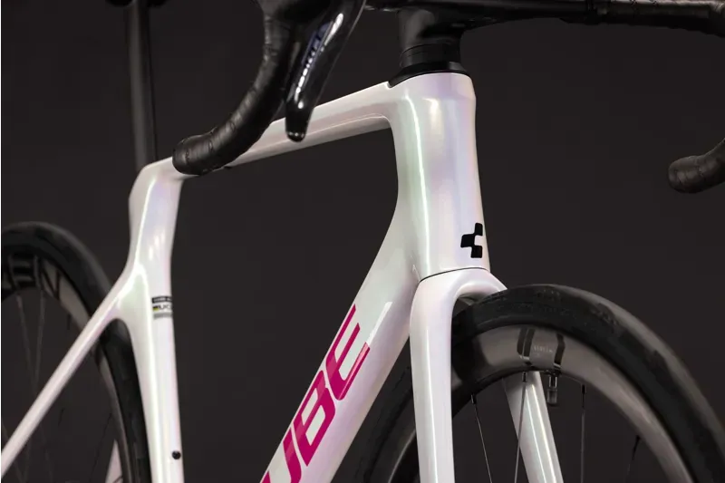 Cube Agree C:62 SLX Road Bike in Unicorn/Pink-10